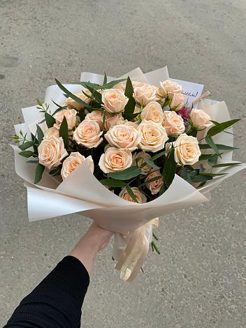 Букет Кремовые розы Латте в Малаховке